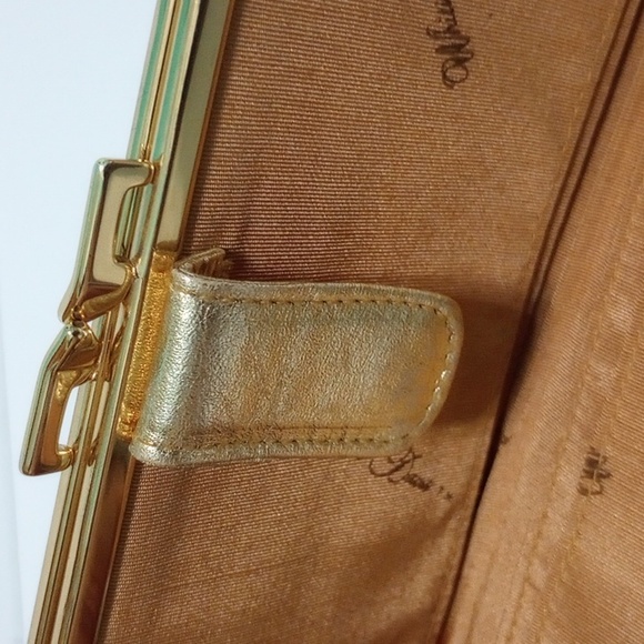 Vintage Whiting & Davis MCM Gold Mesh Wallet/ Clutch - Picture 6 of 9